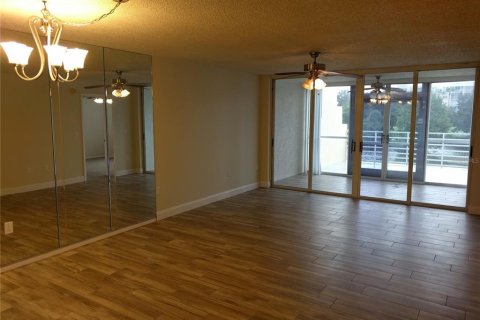 Copropriété à louer à Bradenton, Floride: 2 chambres, 116.69 m2 № 2408224 - photo 7
