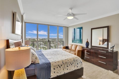 Condo in Pompano Beach, Florida, 3 bedrooms  № 2000274 - photo 23