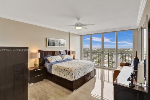 Condo in Pompano Beach, Florida, 3 bedrooms  № 2000274 - photo 22