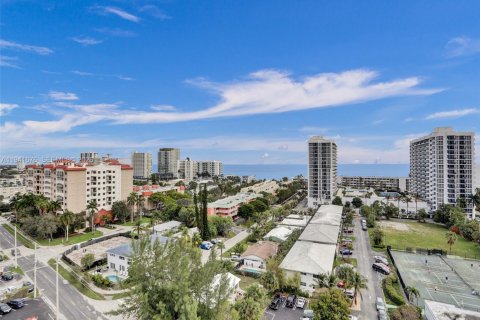 Condo in Pompano Beach, Florida, 3 bedrooms  № 2000274 - photo 14