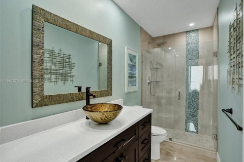 Condo in Pompano Beach, Florida, 3 bedrooms  № 2000274 - photo 25