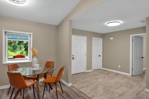 House in Clermont, Florida 3 bedrooms, 177.35 sq.m. № 1719673 - photo 5