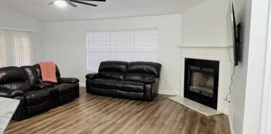 House in Navarre, Florida 3 bedrooms, 178 sq.m. № 589805