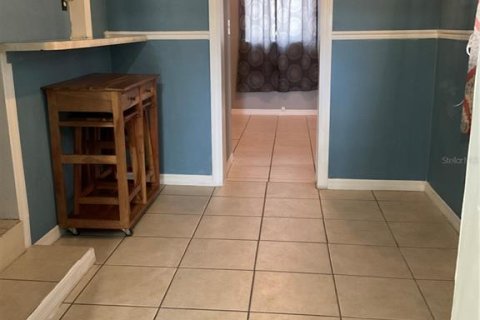 Снять в аренду квартиру в Тампа, Флорида 4 комнаты, 41.81м2, № 2113438 - фото 10