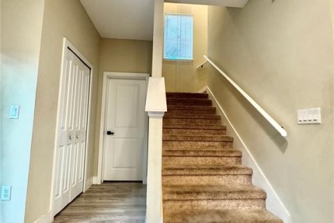 Casa en alquiler en Apopka, Florida, 3 dormitorios, 143.91 m2 № 2137535 - foto 7