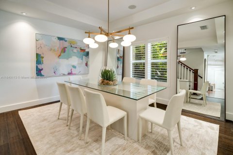 Casa en venta en South Miami, Florida, 5 dormitorios, 345.5 m2 № 1842875 - foto 23