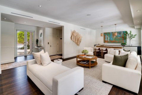 Casa en venta en South Miami, Florida, 5 dormitorios, 345.5 m2 № 1842875 - foto 6