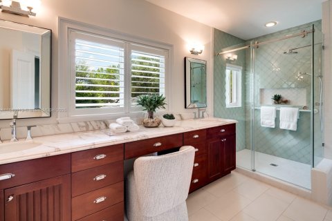 Casa en venta en South Miami, Florida, 5 dormitorios, 345.5 m2 № 1842875 - foto 28