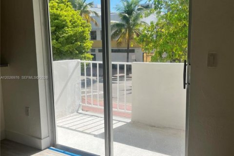 Studio in the Condo in Miami Beach, Florida № 2257604 - photo 8