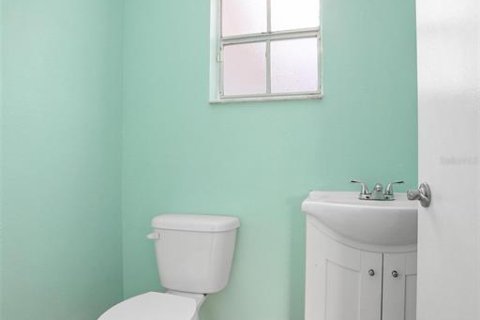 Villa ou maison à vendre à DeLand, Floride: 3 chambres, 187.29 m2 № 1746848 - photo 17