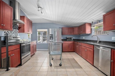 Villa ou maison à vendre à DeLand, Floride: 3 chambres, 187.29 m2 № 1746848 - photo 19