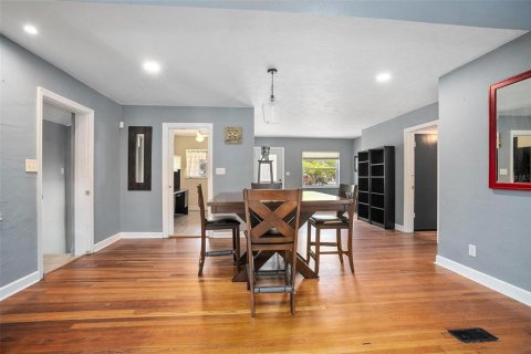 Villa ou maison à vendre à DeLand, Floride: 3 chambres, 187.29 m2 № 1746848 - photo 13