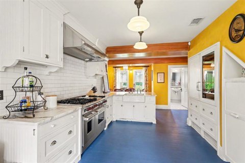 Casa en venta en Cocoa, Florida, 9 dormitorios, 564.2 m2 № 2222352 - foto 9