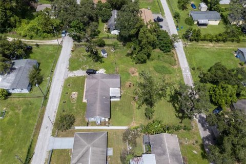 Casa en venta en Seffner, Florida, 3 dormitorios, 164.25 m2 № 2377574 - foto 8