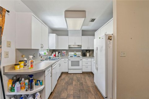 Casa en venta en Seffner, Florida, 3 dormitorios, 164.25 m2 № 2377574 - foto 18