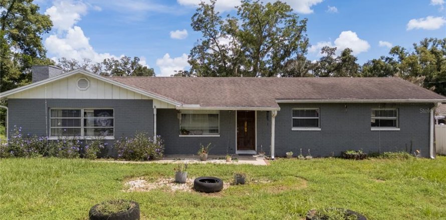 Casa en Seffner, Florida 3 dormitorios, 164.25 m2 № 2377574