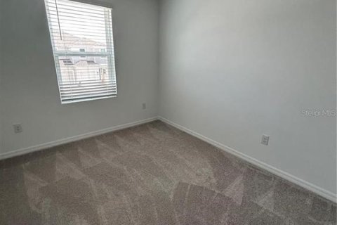 Townhouse in Wesley Chapel, Florida 3 bedrooms, 127.55 sq.m. № 2394270 - photo 16
