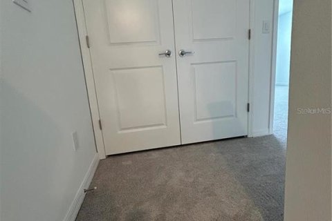 Townhouse in Wesley Chapel, Florida 3 bedrooms, 127.55 sq.m. № 2394270 - photo 9