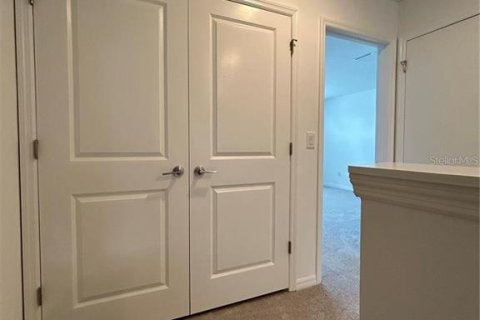 Townhouse in Wesley Chapel, Florida 3 bedrooms, 127.55 sq.m. № 2394270 - photo 21