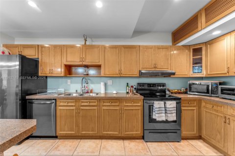 Купить таунхаус в Майами, Флорида 3 спальни, 182.65м2, № 2049246 - фото 8