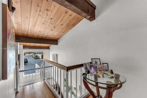 Купить таунхаус в Майами, Флорида 3 спальни, 182.65м2, № 2049246 - фото 25