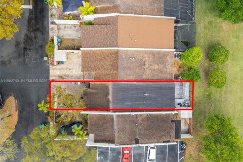 Купить таунхаус в Майами, Флорида 3 спальни, 182.65м2, № 2049246 - фото 30