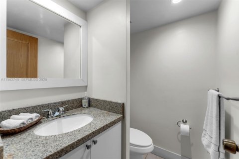 Купить таунхаус в Майами, Флорида 3 спальни, 182.65м2, № 2049246 - фото 12