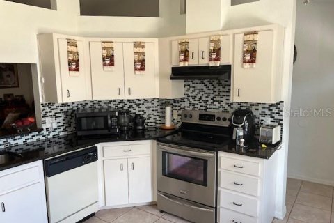 Casa en venta en Winter Haven, Florida, 3 dormitorios, 117.43 m2 № 2145075 - foto 7
