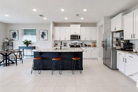 House in Apollo Beach, Florida 4 bedrooms, 312.34 sq.m. № 2120898 - photo 8