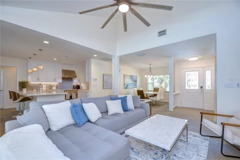 Casa en alquiler en Bradenton, Florida, 3 dormitorios, 186.27 m2 № 1737409 - foto 4