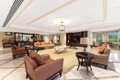 Condominio en venta en Aventura, Florida, 1 dormitorio, 85.38 m2 № 1956215 - foto 12