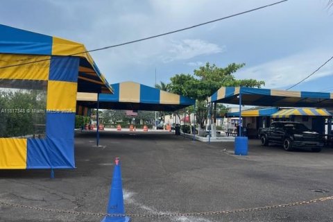 Propiedad comercial en venta en Fort Lauderdale, Florida № 1797522 - foto 12