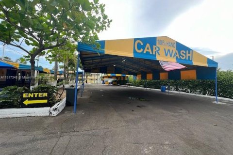 Propiedad comercial en venta en Fort Lauderdale, Florida № 1797522 - foto 1