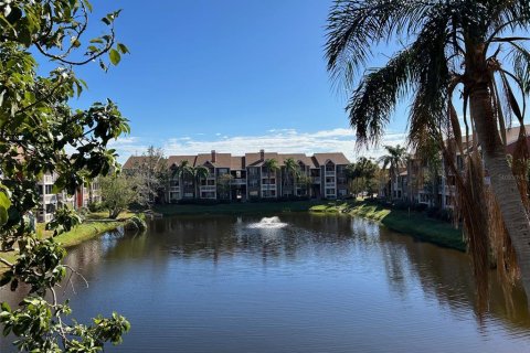 Condo in Saint Petersburg, Florida, 1 bedroom  № 1535007 - photo 22