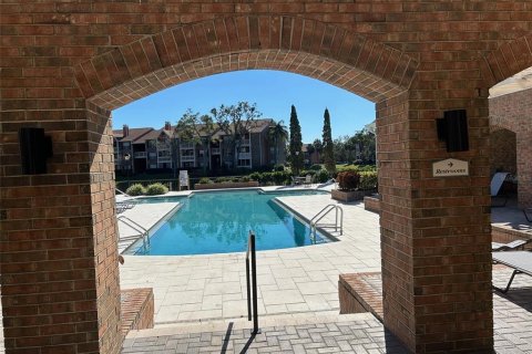 Condo in Saint Petersburg, Florida, 1 bedroom  № 1535007 - photo 20