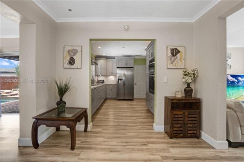 House in Miramar, Florida 3 bedrooms, 150.97 sq.m. № 2068909 - photo 15