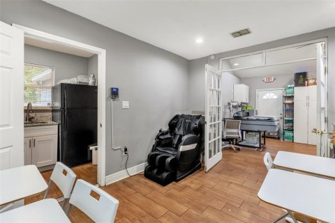 Immobilier commercial à vendre à Kissimmee, Floride: 110.27 m2 № 2422791 - photo 22