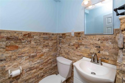 Снять в аренду кондоминиум в Сент-Питерсберг, Флорида 2 спальни, 82.4м2, № 1687819 - фото 18