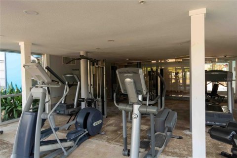 Снять в аренду кондоминиум в Сент-Питерсберг, Флорида 2 спальни, 82.4м2, № 1687819 - фото 13