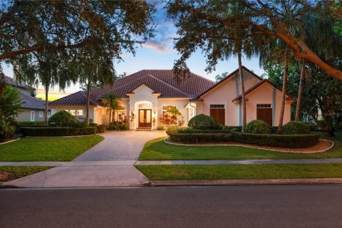Casa en venta en Orlando, Florida, 5 dormitorios, 383.78 m2 № 1802876 - foto 1