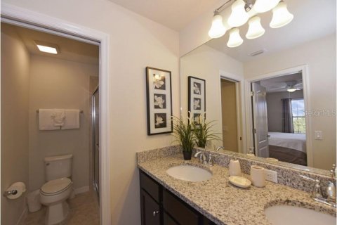 Villa ou maison à vendre à Kissimmee, Floride: 7 chambres, 307.88 m2 № 1535666 - photo 21