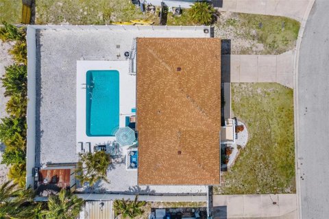 House in Bradenton, Florida 3 bedrooms, 159.42 sq.m. № 1640108 - photo 27