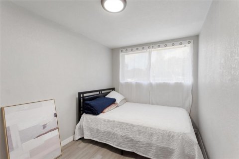 Casa en venta en Intercession City, Florida, 3 dormitorios, 96.62 m2 № 2106645 - foto 15