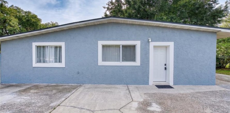Casa en Intercession City, Florida 3 dormitorios, 96.62 m2 № 2106645