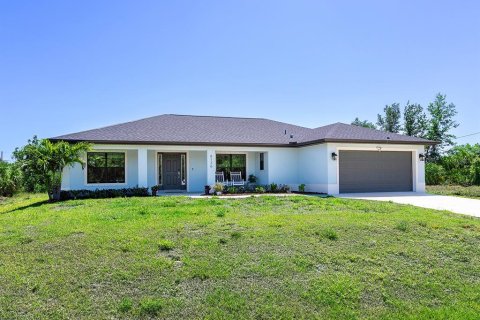 House in Englewood, Florida 3 bedrooms, 155.7 sq.m. № 1638041 - photo 5