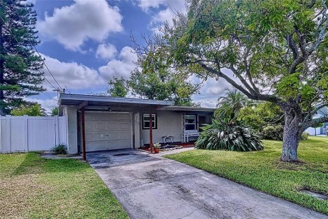 Casa en venta en Palm Harbor, Florida, 2 dormitorios, 161.84 m2 № 2144602 - foto 2