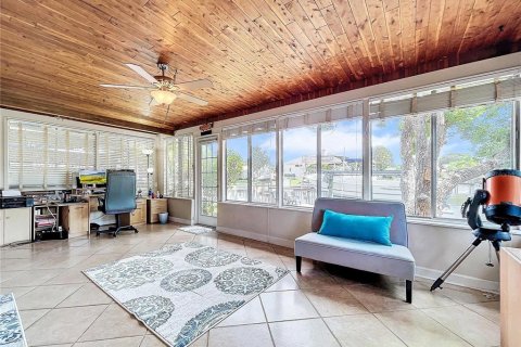 Casa en venta en Palm Harbor, Florida, 2 dormitorios, 161.84 m2 № 2144602 - foto 20