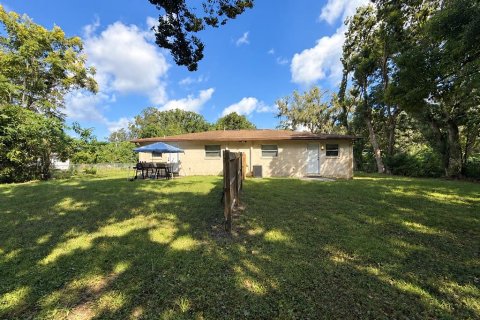 Commercial property in Ocala, Florida 4 bedrooms, 164.25 sq.m. № 2422734 - photo 3