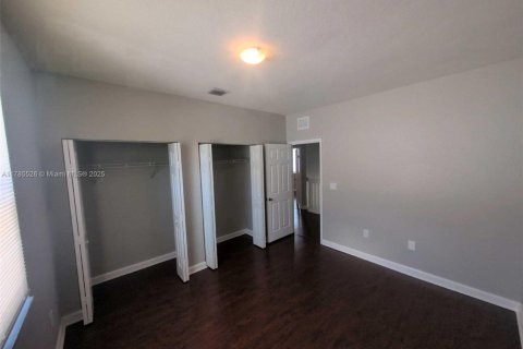 Villa ou maison à vendre à Homestead, Floride: 4 chambres, 221.01 m2 № 1641579 - photo 15