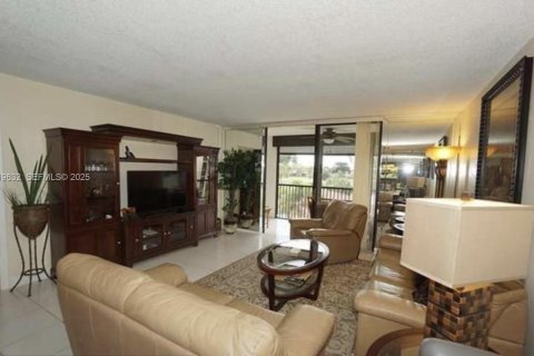 Купить кондоминиум в Лодерхилл, Флорида 2 спальни, 113.34м2, № 2053632 - фото 6